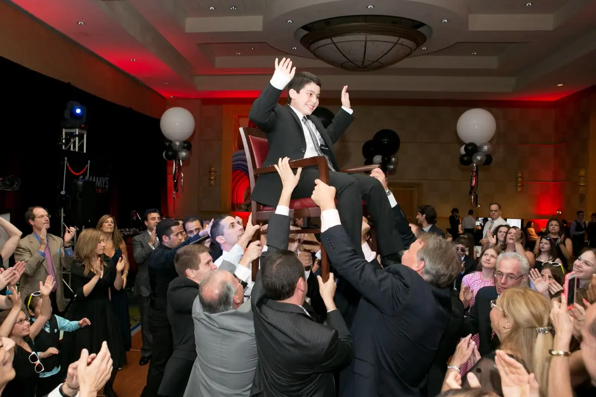Mobile bartender for Bar and Bat Mitzvah Miami FL